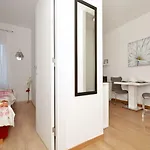 Luxury Marionik Σπλιτ