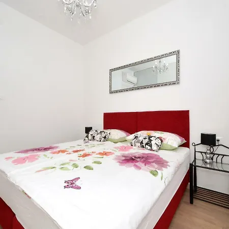 Luxury Marionik * Split