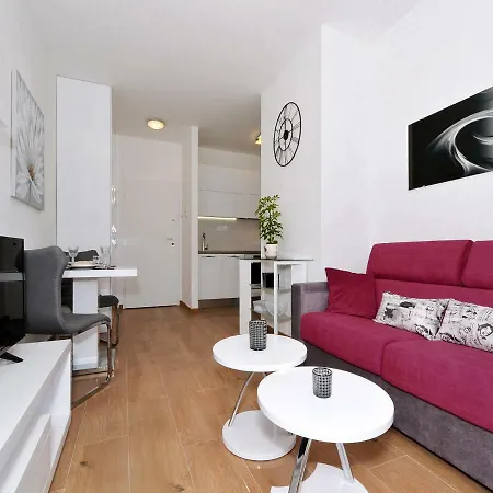 Apartament Luxury Marionik *